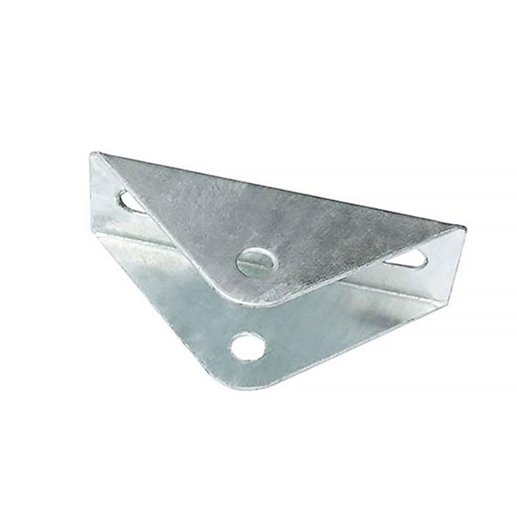 Аксессуары для крепления солнечных панелей: Фотоэлектрический рельсовый соединитель, заземляющий провод и среднеприжимной зажим для цветной стальной черепицы.