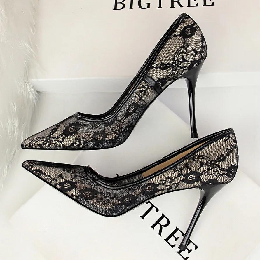Fashion Women Fashion Sexy Pumps High Heels Shoes Female Sexy Wedding Shoes Ladies Stiletto Women New Pointed Toe Mesh Hollow Lace Heels