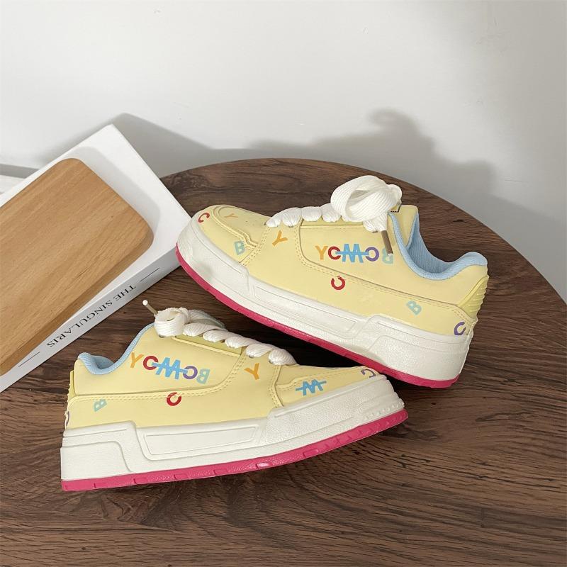 Модные повседневные низкие студенческие спортивные кроссовки Модные универсальные Новинка Буквы Граффити Толстая подошва Женская обувь Tenis De Mujer