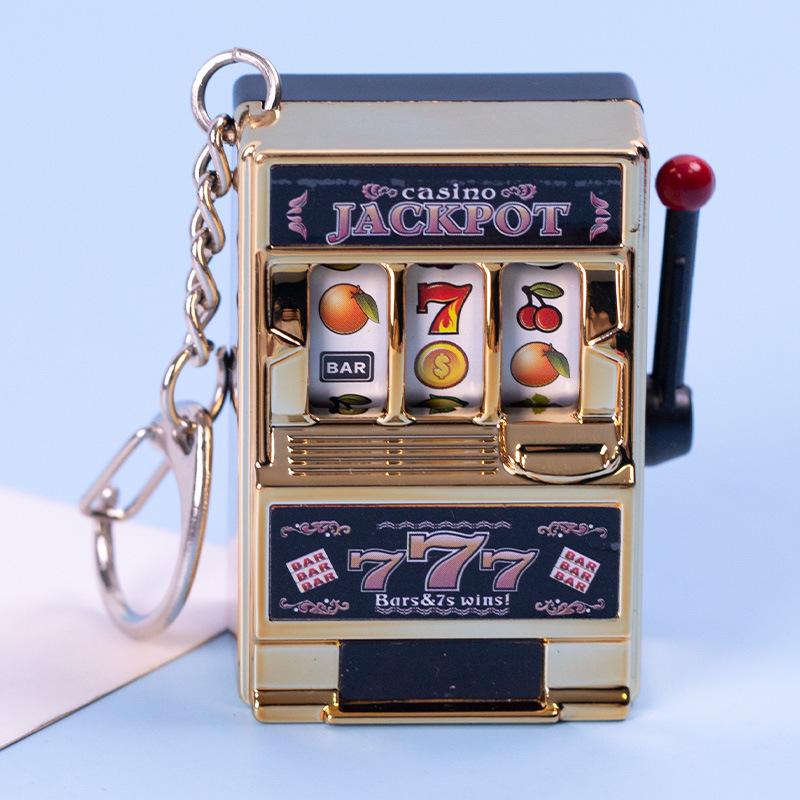 Креативный брелок-игрушка Капибара Фруктовая Лотерея: Мини-игра «Модели украшений»