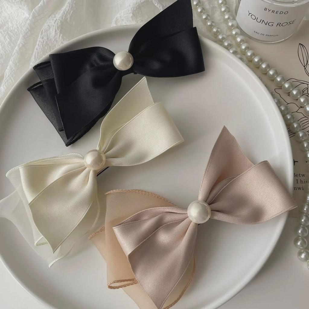 Корейская элегантная черная атласная заколка-клип с жемчугом - Стильный аксессуар для волос