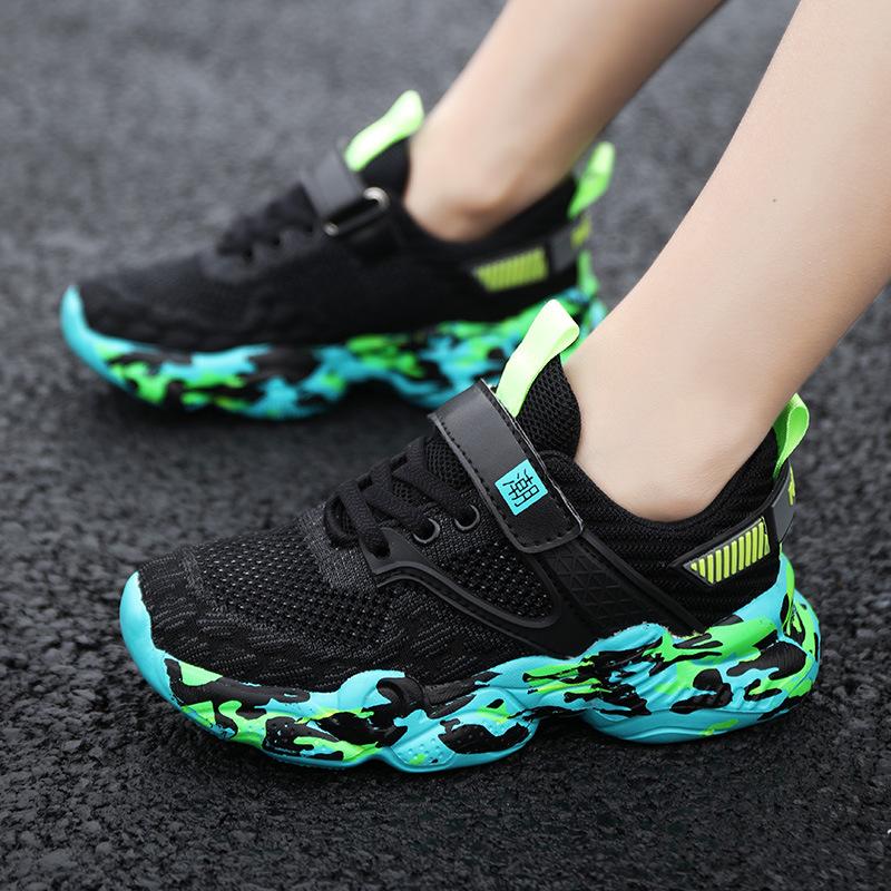 Children's breathable mesh sneakers, suitable for sports and travel, available for both boys and girls, new summer styles