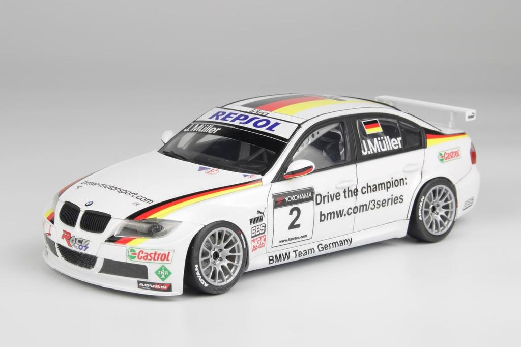Гоночная серия BMW 320si E90 2008 Победитель WTCC Browns Hatch Пластиковая модель PN24037 Platz/NuNu 1/24
