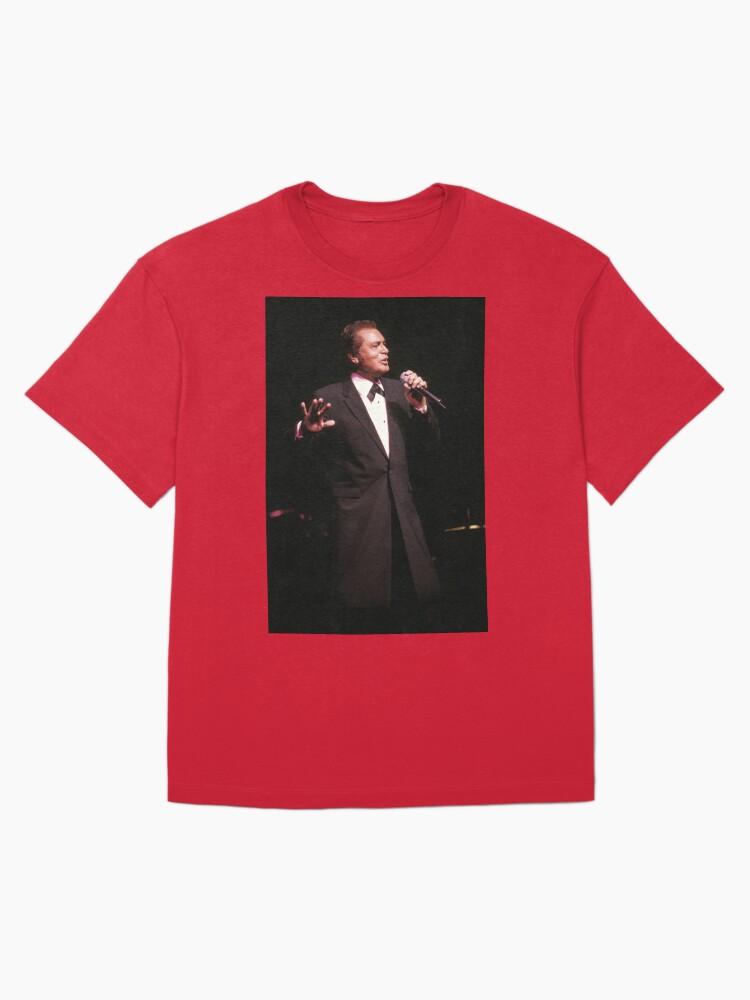 Engelbert Humperdinck Engelbert Humperdinck - Photograph Oversized T-Shirt