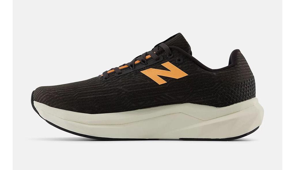 Running shoes New Balance black FuelCell Propel v5