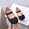 Girls Dance Shoes Solid Color Matte Kids Performance Shoes with Simple Bow 2024 New Girls Princess Flats Soft Leather Shoes