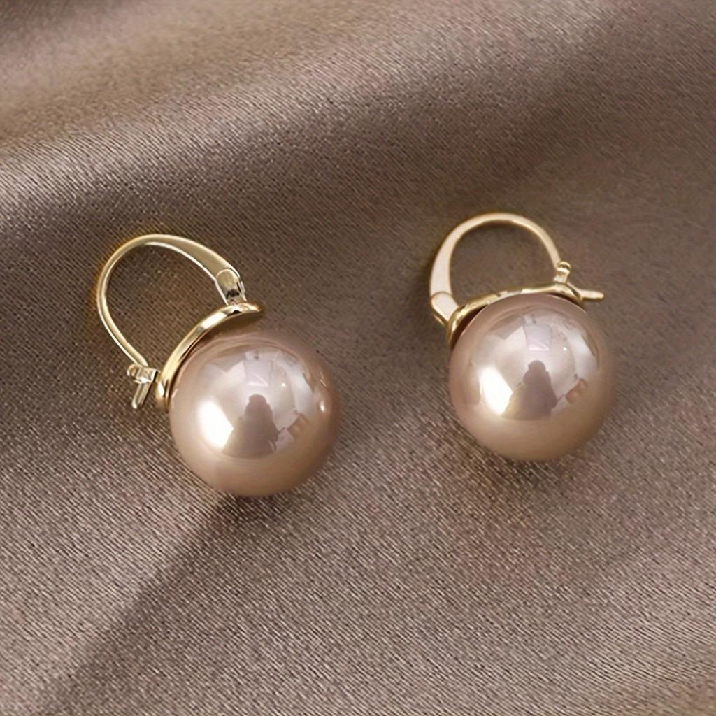 1 Pair Simple Fashion Retro French Style High-end Exquisite Personality Faux Pearl Women's Hoop Earrings
