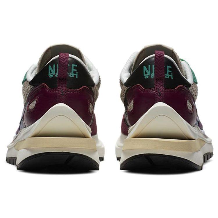 Sacai x Nike VaporWaffle SP Villain Red Унисекс Кроссовки String Black Neptune-Green DD3035-200