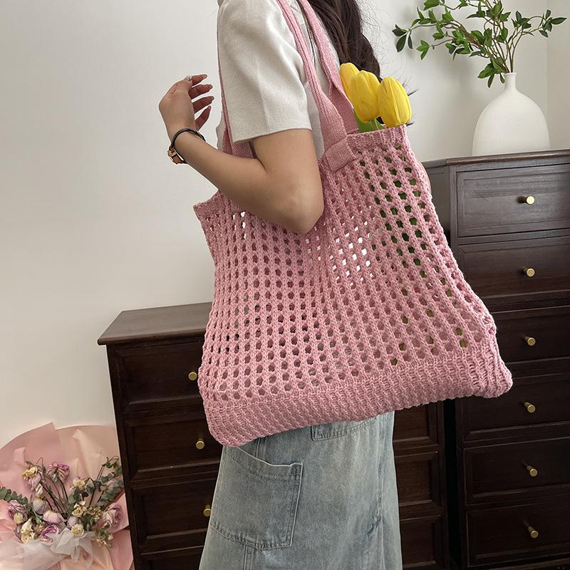 Ленивая сумка-мешок леди 2025 новая весенне-летняя ажурная вязаная сумка через плечо большая вместимость сумка-тоут
