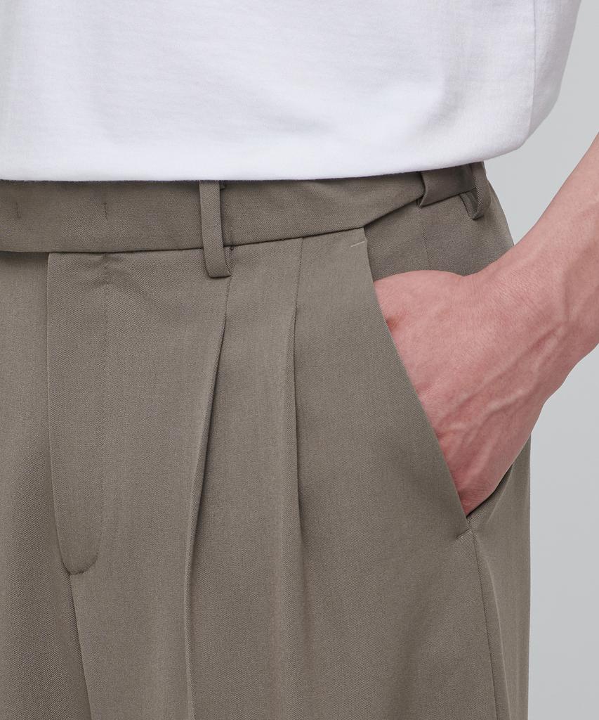 MUSINSA STANDARD Super Wide Hidden Banding Crop Slacks [Dusty Beige]
