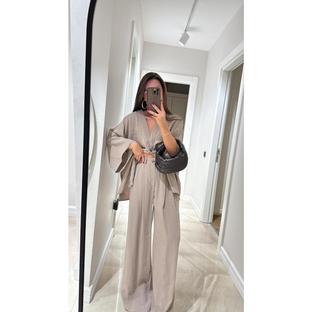 Women's Fashion Casual Suit V-neck One Button Loose Long Sleeved Top, High Waisted Trousers Two-piece Set