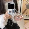 Чехол для Samsung Galaxy Z Flip 6 5 4 3 Чехол Мультяшный Мишка Браслет Прямой Край Противоударный Чехол Для Samsung Z Flip6 ZFlip6