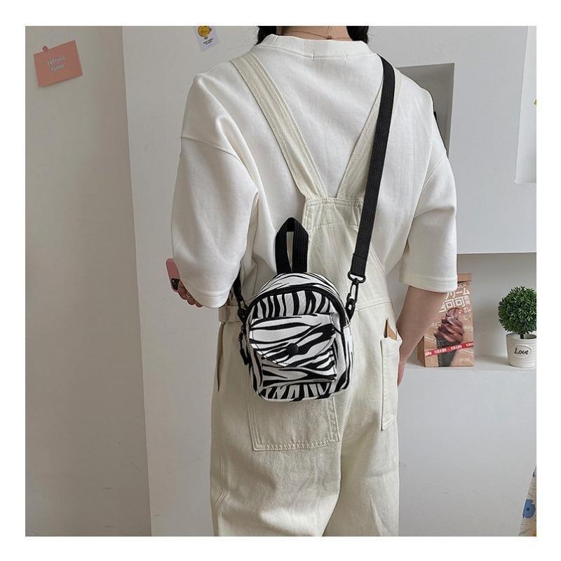 Милая маленькая сумка с принтом коровы для девочек, студенток, сумка для телефона, маленькая свежая холщовая сумка через плечо