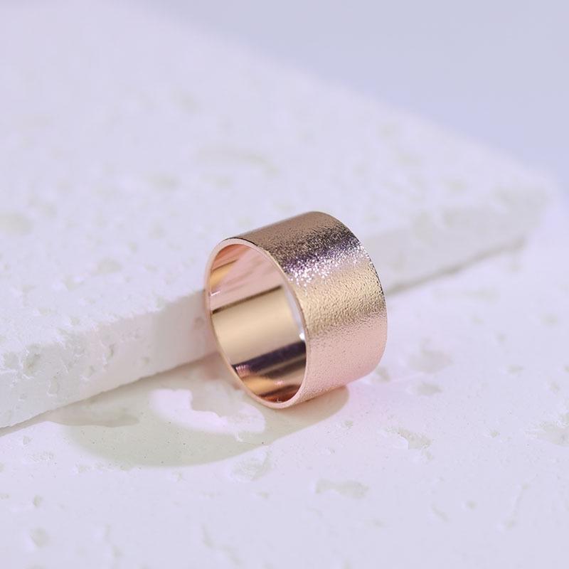 Korean Style Fashionable Scarf Buckle - Women's Simple and Stylish Scarf Accessory