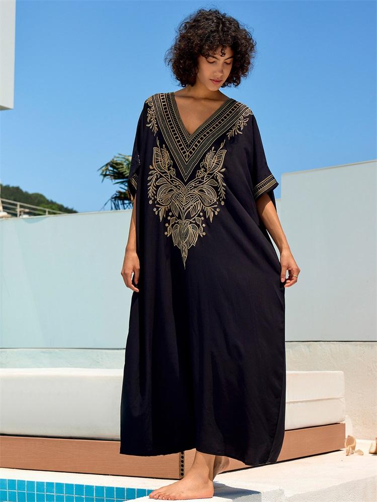 EDOLYNSA Шикарный черный кафтан с вышивкой золотой нитью размера плюс, платье с v-образным вырезом, 2024, женская летняя пляжная одежда, купальник, свободный кафтан Q1685