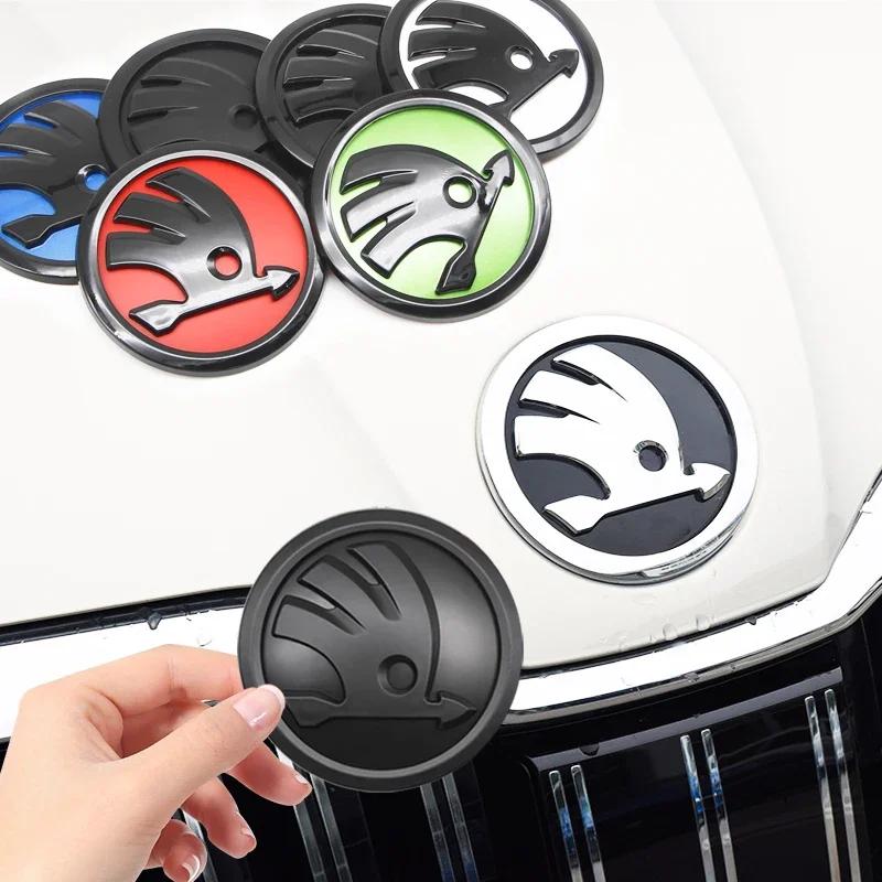 Car Sticker 2026 Hot 2pcs Car Front Hood Badge Rear Trunk Emblem Replacement Sticker For Skoda Yeti VRIS Rapid Octavia a5 a7 Kod