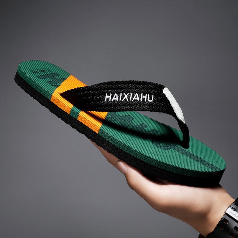 Мода 2024 лето новые мужские плоские сандалии модные удобные нескользящие пляжные шлепанцы легкая повседневная мужская обувь семейная обувь