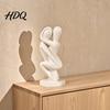 Высококачественное Декоративное Искусство 3D Печатная Скульптура Обнимающейся Пары Абстрактная Фигурка Объятий