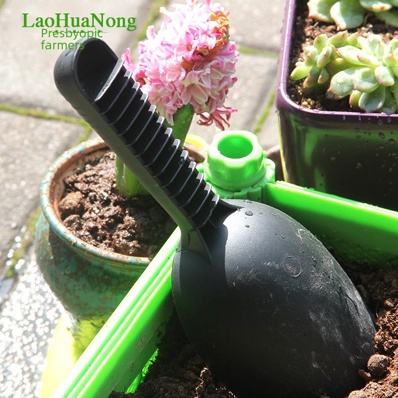 Садовая пластиковая лопатка для копания и рыхления