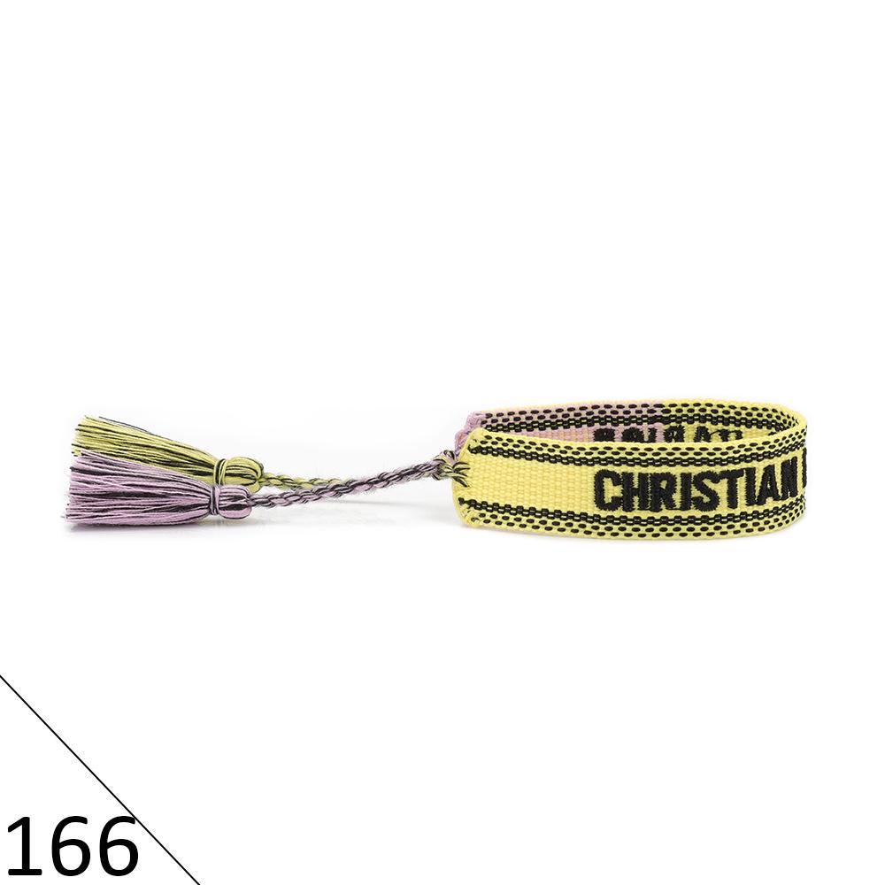 Браслет дружбы ручной работы с вышивкой и кисточками для женщин