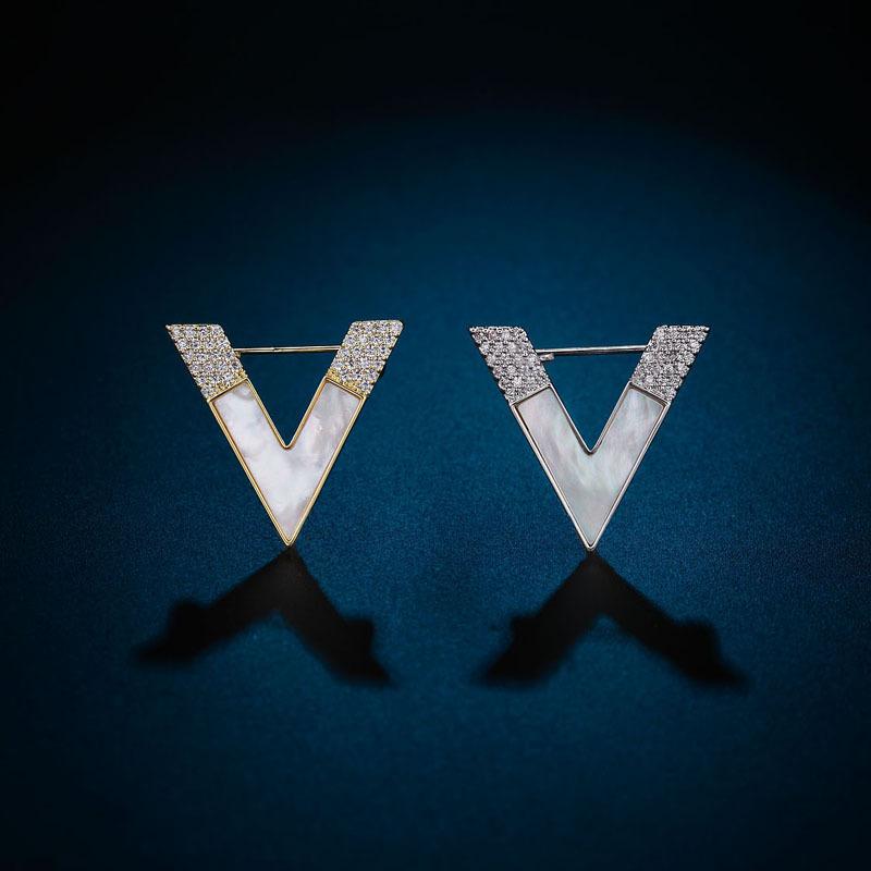 V-образная брошь Женский корсаж Противоослепляющее украшение на декольте Маленькая булавка Фиксированная одежда Кардиган свитер пряжка воротник булавка аксессуары