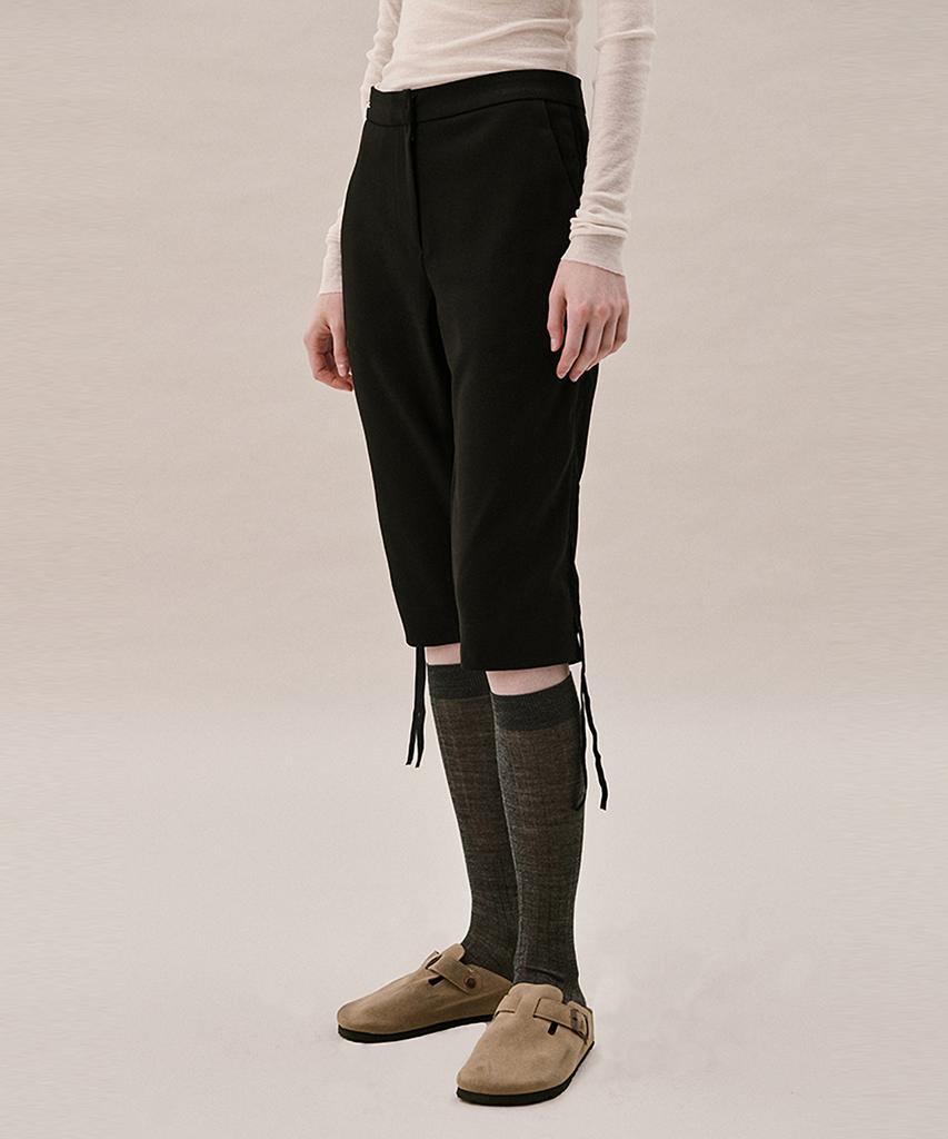 AHWE Slim Fit Bermuda Pants_Black
