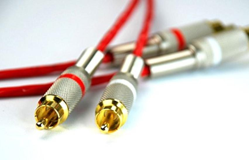 Кабель Belden 88760 с белым [вилка RCA] 6,0 футов (1,83 м) [Красная пара]