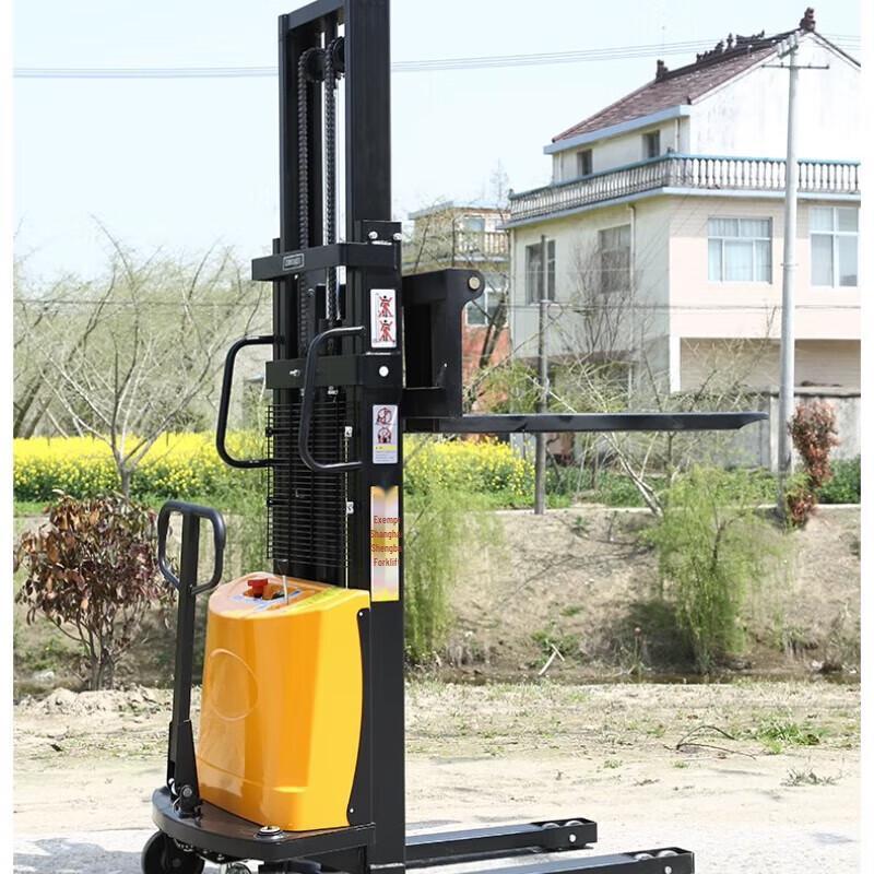 Nuoshuer Semi-Electric Pallet Stacker 1-Ton 2.5m Lift CN plug (adapter included)