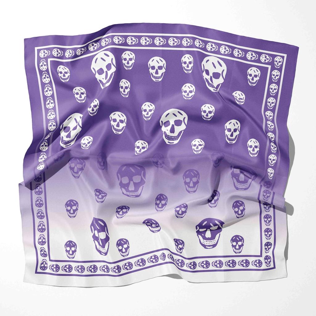 Factory Wolesale Designer Print Square Scarf Women Bandana Skull Hairband Lady Head Wraps Female Shawl Fashion Neckerchief