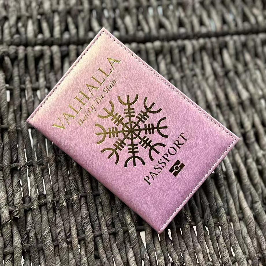 Обложка для паспорта с мифологической надписью