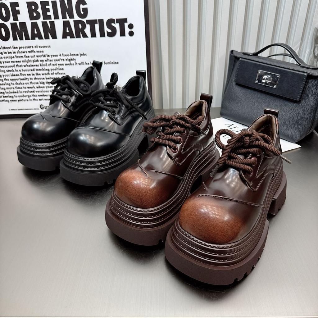 Маленькие кожаные туфли женские на платформе маффины модные увеличивающие рост одинарные туфли маленькие ретро коричневые кожаные туфли британские лоферы