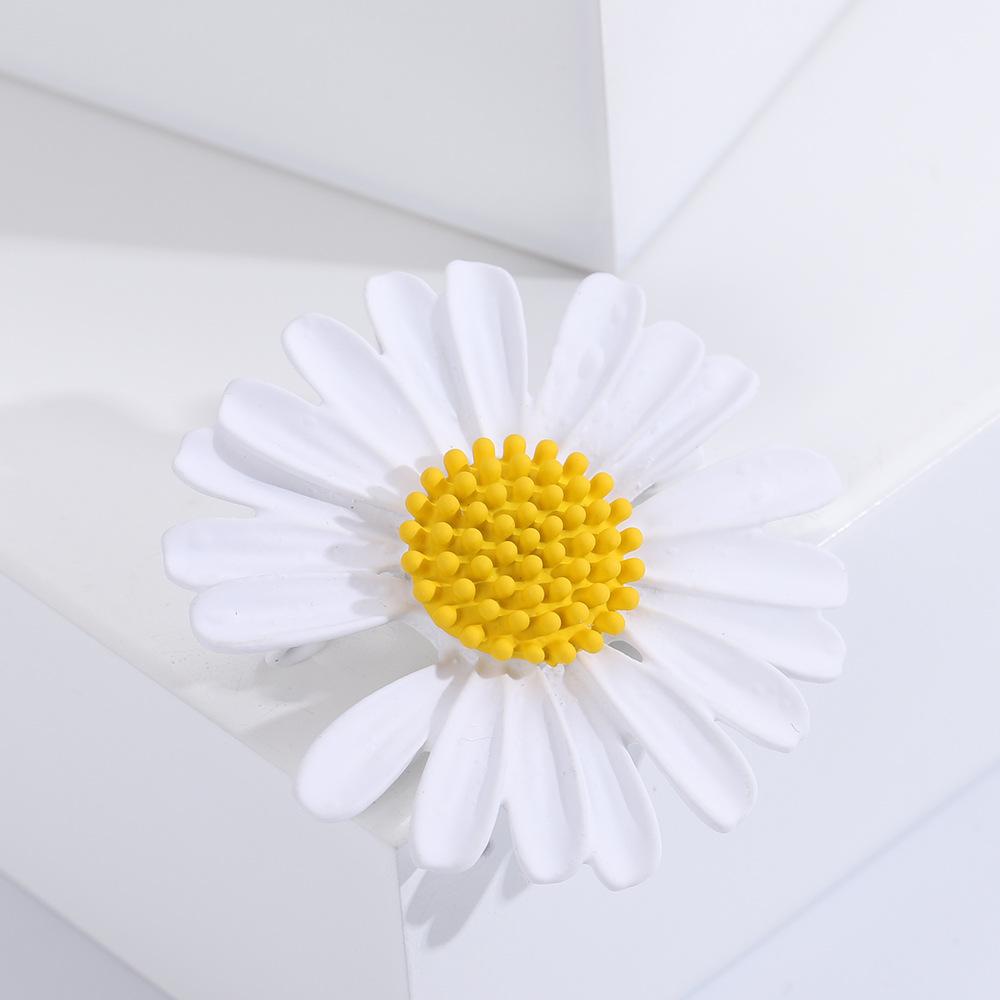 Корейская маленькая мультяшная брошь в виде ромашки, свежая и милая женская одежда, корсаж, бижутерия, цветок, булавка