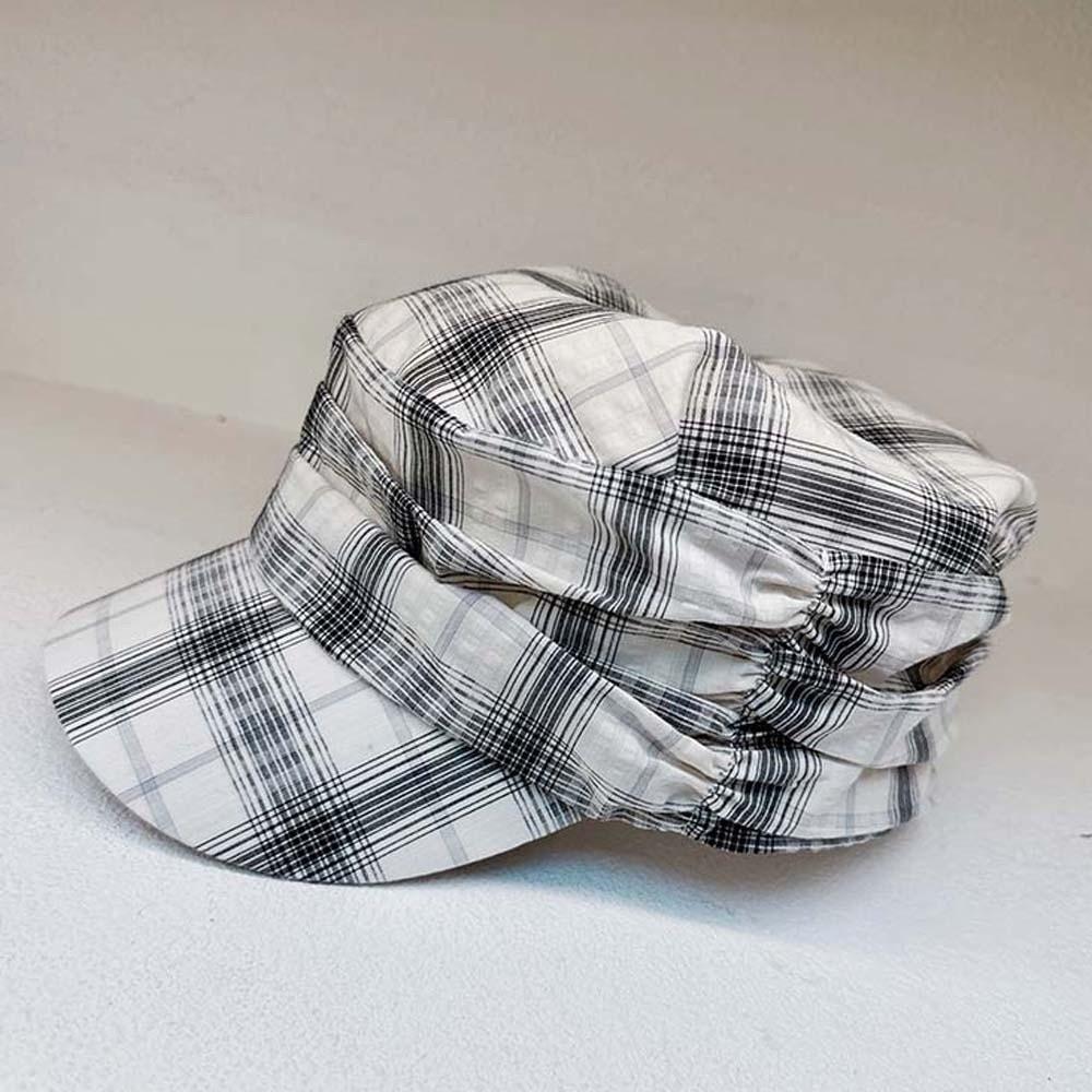 Japanese Style Plaid Pleated Equestrian Hat British Style Sun Protection Hat Masquerade