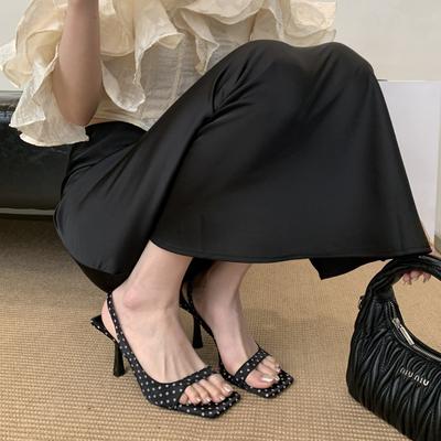 Французские ретро туфли-стилеты с квадратным носком женская уличная обувь 2025 лето новинка с открытым носком фея стиль с сандалиями