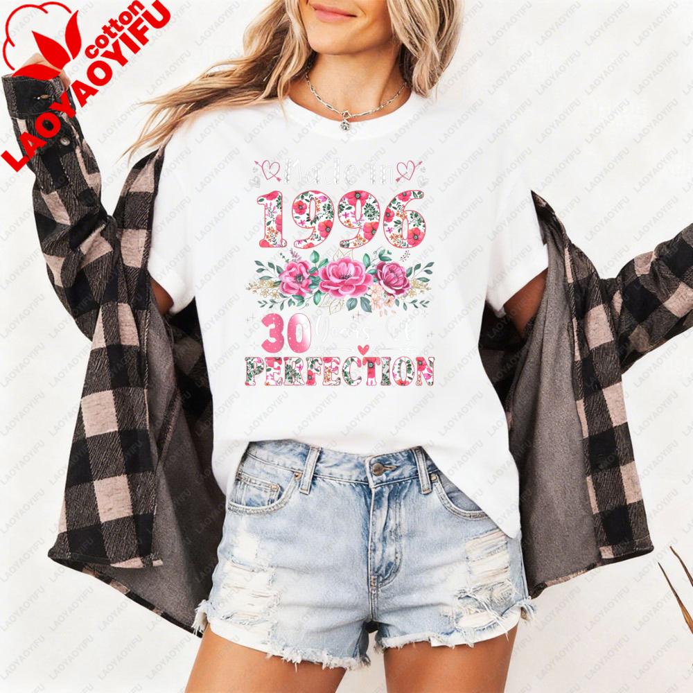 Футболка 1996 года для женщин, 30 лет совершенства, с цветочным принтом, подарок на 30-летие, хлопковая, с коротким рукавом, с круглым вырезом