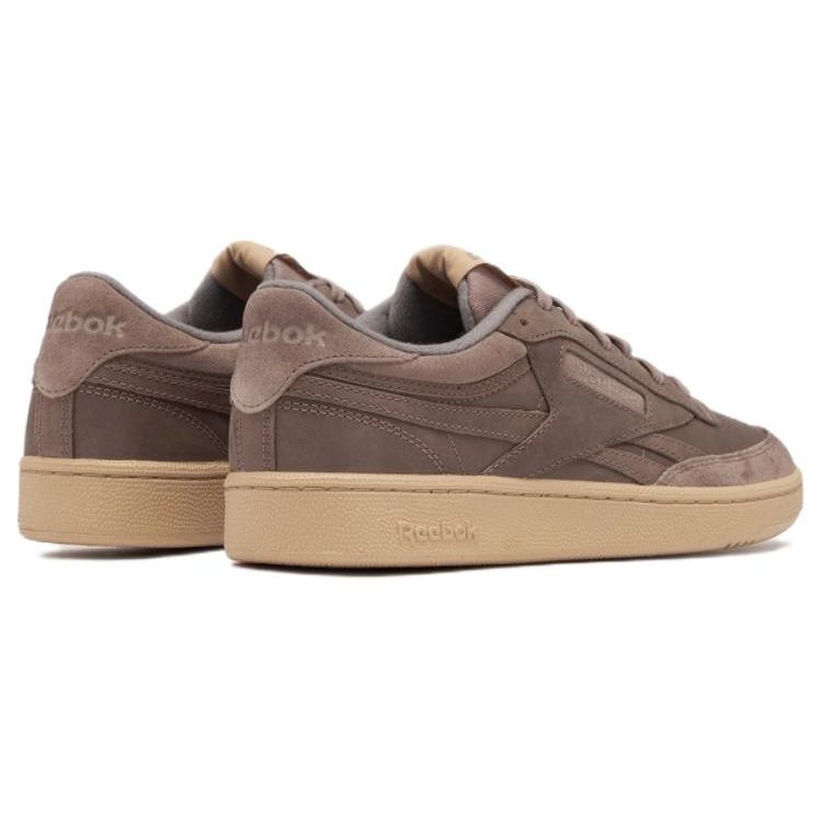 Reebok Club C REVENGE Комфортная обертывающая амортизация Сбалансированная легкая поддержка Низкие кеды для скейтбордингаУнисекс Коричневый 100200780