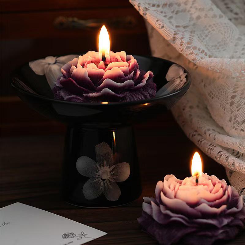 Светящаяся в темноте ароматическая свеча из соевого воска - Роза и Пион
