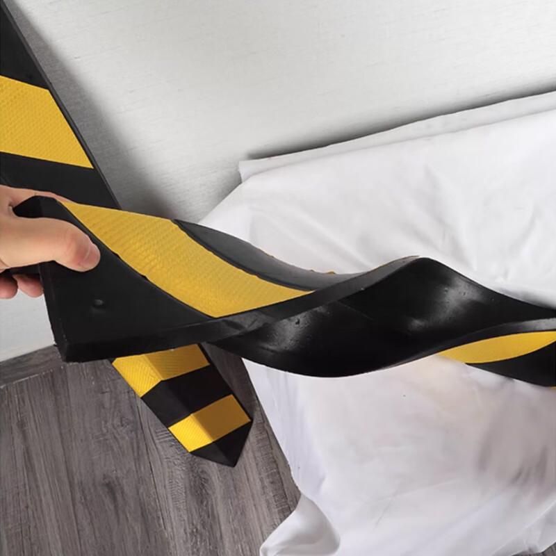 VMP Reflective Rubber Corner Protector