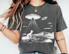 Футболка UFO Cat Comfort Colors®, Ретро Винтажная Западная Футболка, Смешная Футболка с Котом, Оверсайз Футболка с Графикой Инопланетянина, Модная Женская Футболка UFO CaT