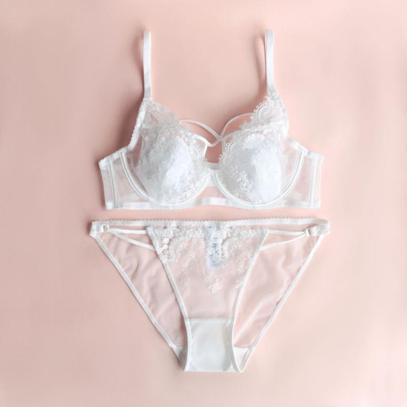 Французский вышитый сексуальный кружевной комплект нижнего белья с кроличьими ушками, дышащий, для большой груди, маленький собирающий бюстгальтер для женщин