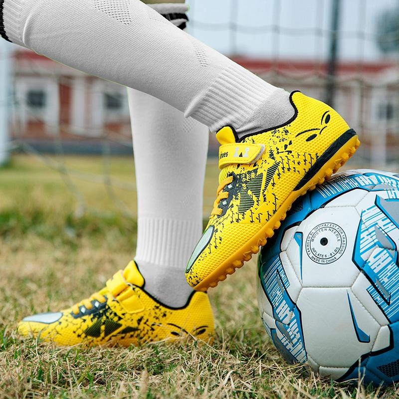 Kid's Football Boots Magic Stick Rubber Soft Bottom  Outdoor Training Football Shoes For Boys