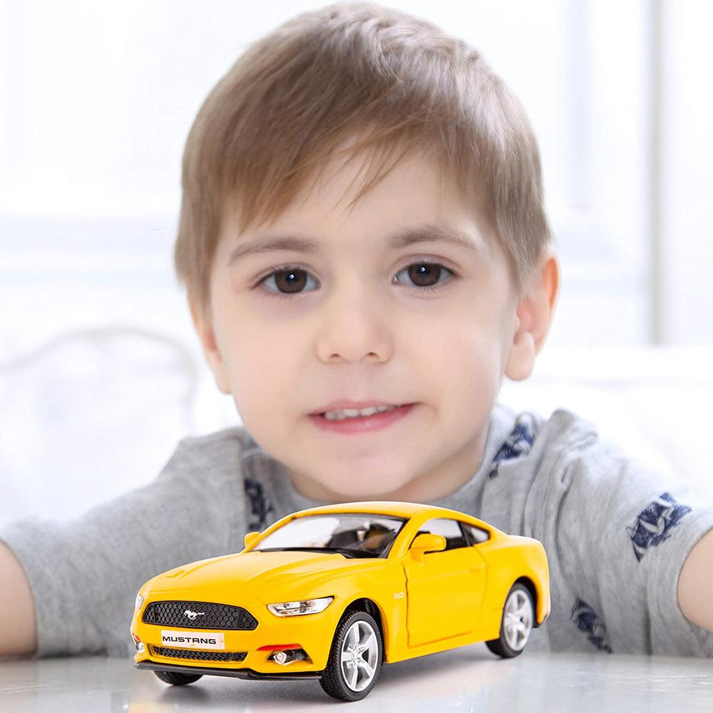 Масштаб 1/36 Mustang GT 2015, модель автомобиля для литья под давлением, игрушечный автомобиль из цинкового сплава для детей, транспортные средства с откатным механизмом, игрушечный автомобиль для малышей, подарок для мальчиков и девочек