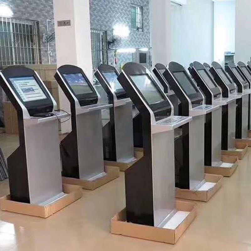Vertical Touchscreen Self-Service Kiosk CN plug (adapter included)