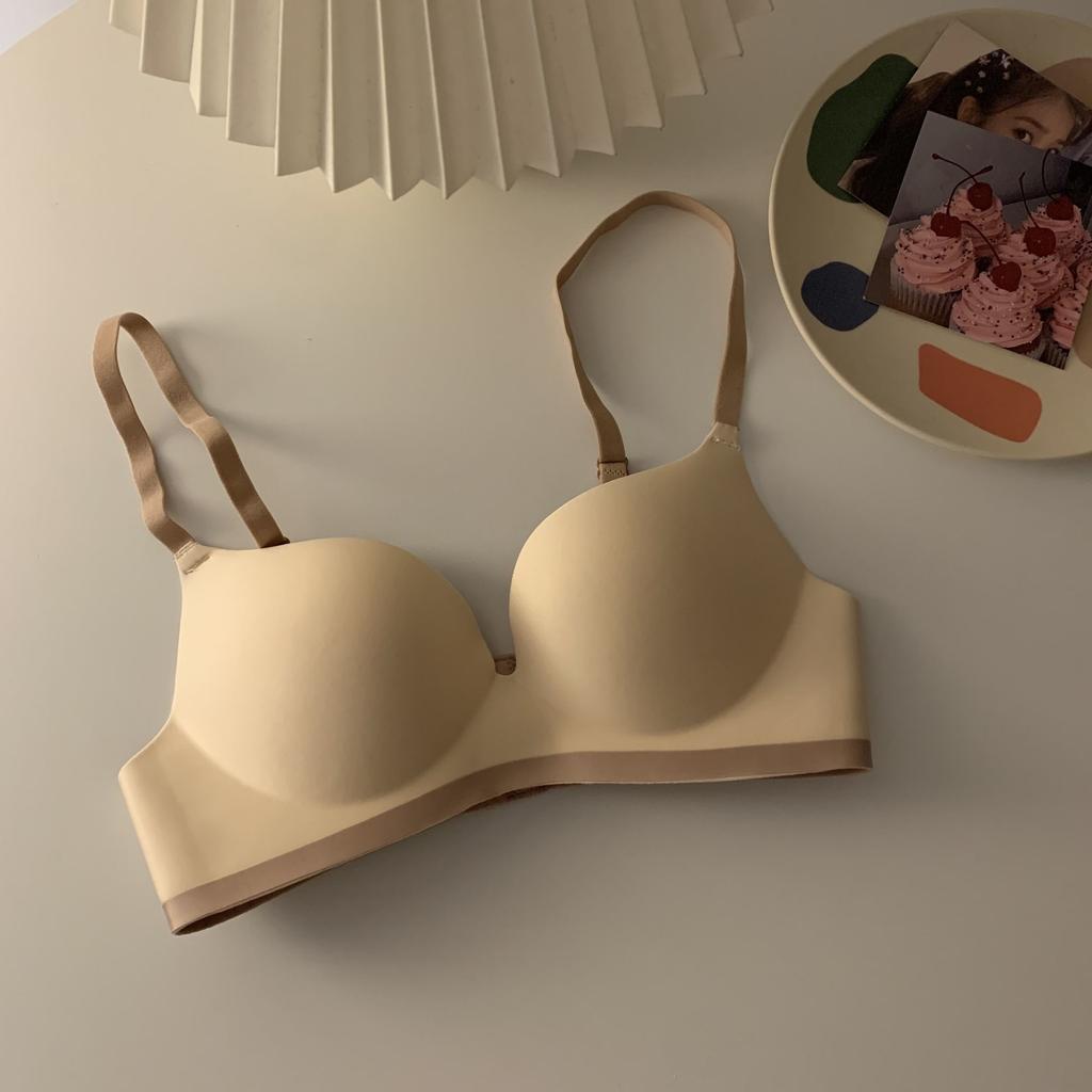 Trackless Bras For Women Sexy Underwear Push Up Bras Female Lingerie Girls Bras Lady Brassiere With Pad Underwear