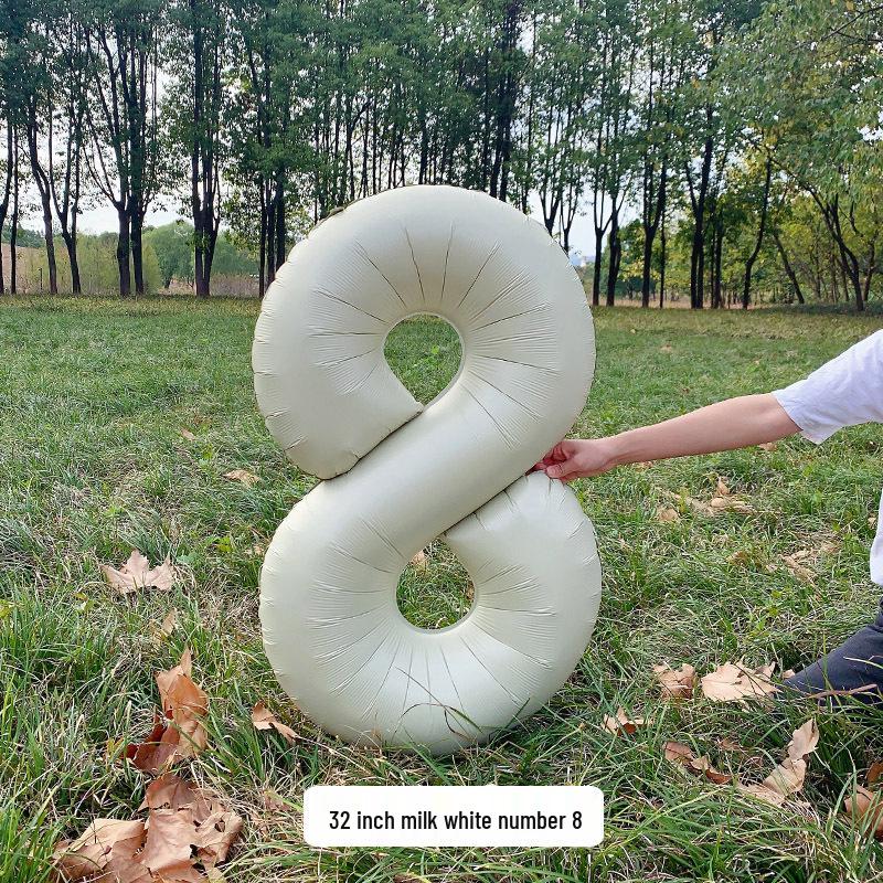 Large Milk White Number Balloons (32/40 Inch) – Ideal for Kids' Birthday Parties and Outdoor Photo Props