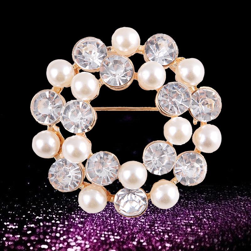 Luxury Fashion Elegant Faux Pearl Flower Brooches Pins For WomenGirls Gorgeous Decor Wedding Banquet Garment Ornament Gifts