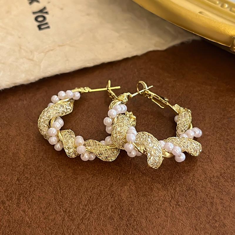 Майярдовый кофейный цвет янтарные серьги женские осенне-зимние высококлассные серьги в стиле кэжуал, серьги с нишевым дизайном в стиле легкой роскоши