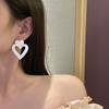 Ретро Темперамент Металл Белый Любовь Серьги Клипсы В Форме Сердца Простые Большие Полые Серьги Клипсы Сердце Без Пирсинга Женщины Леди