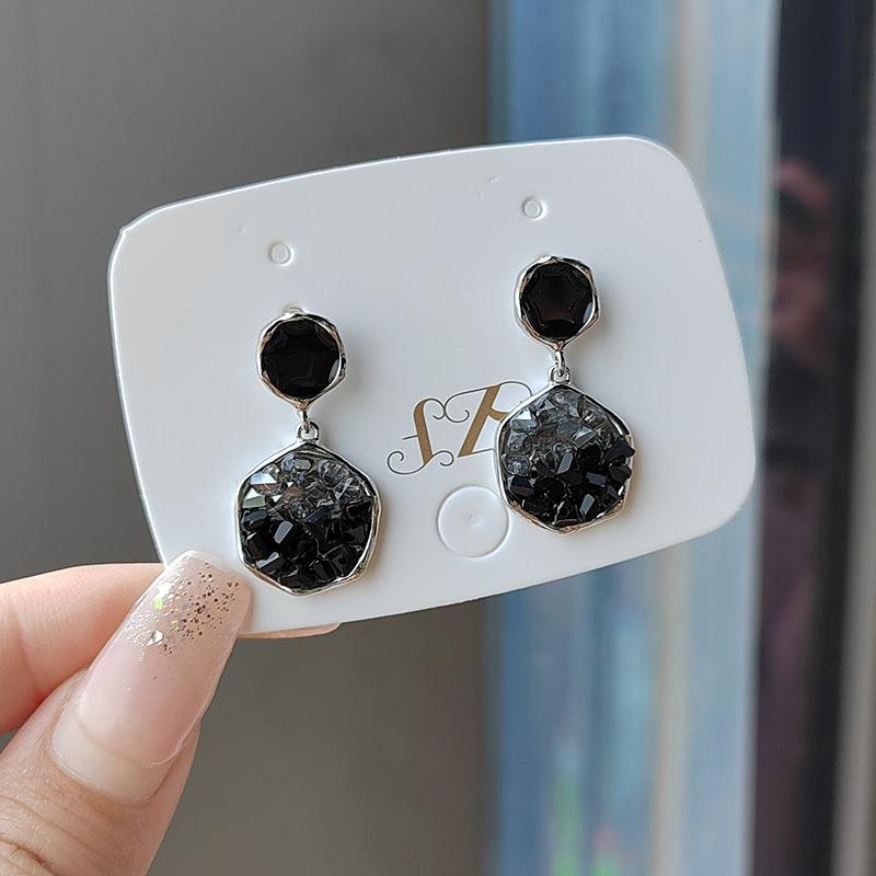 Серьги Light Luxury Niche Cold Wind с черным цирконием, женские корейские универсальные серьги для темперамента