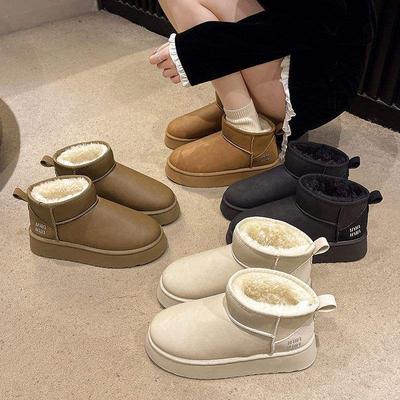 Женские зимние сапоги хлопковые туфли 2025 зима новые теплые бархатные короткие сапоги корейская версия универсальные женские сапоги водонепроницаемые хлопковые сапоги тренд